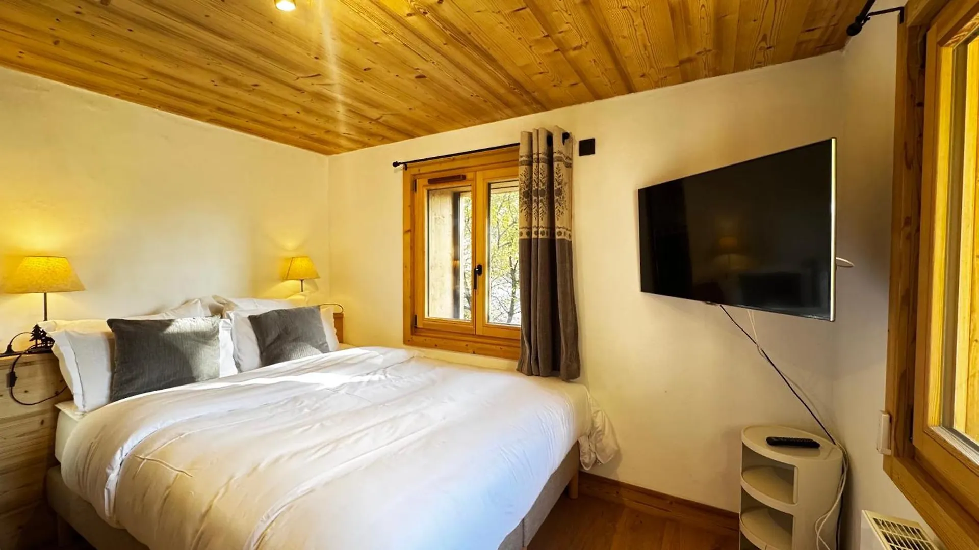 Chalet Close To Megeve And The Ski Slopes Praz-sur-Arly