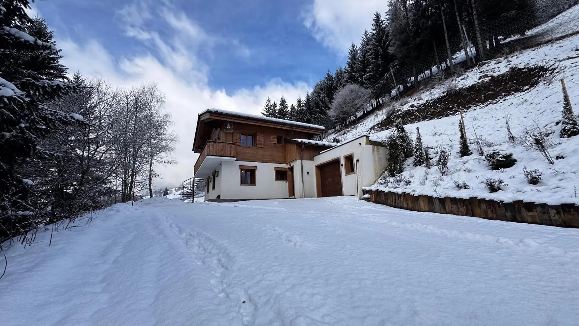 Chalet Close To Megeve And The Ski Slopes Praz-sur-Arly